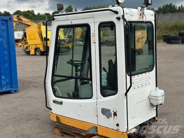 Liebherr A 924 B CAB Kabinen