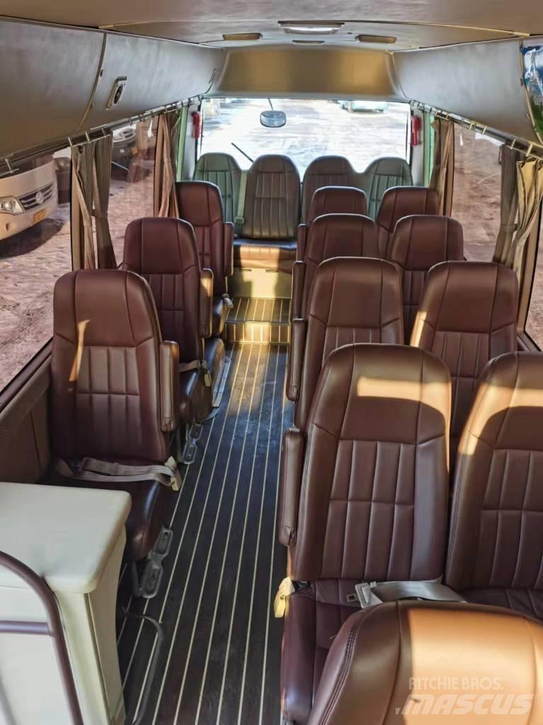 Toyota Coaster Bus Minibusse