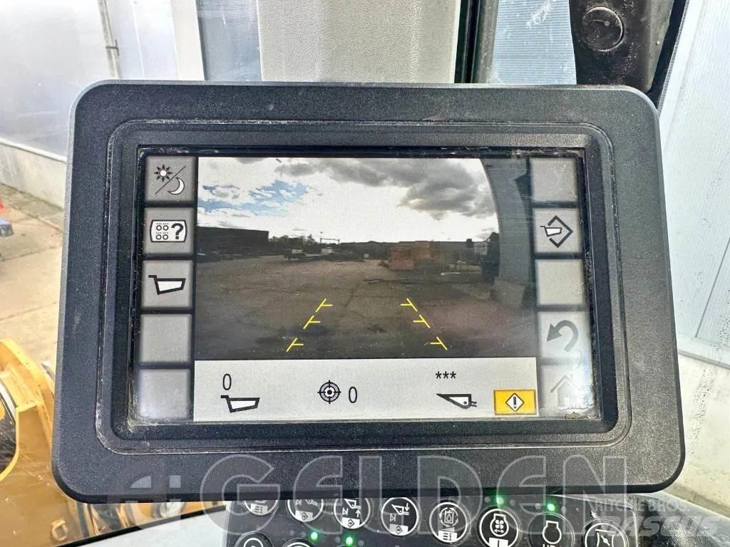 CAT 938M Radlader