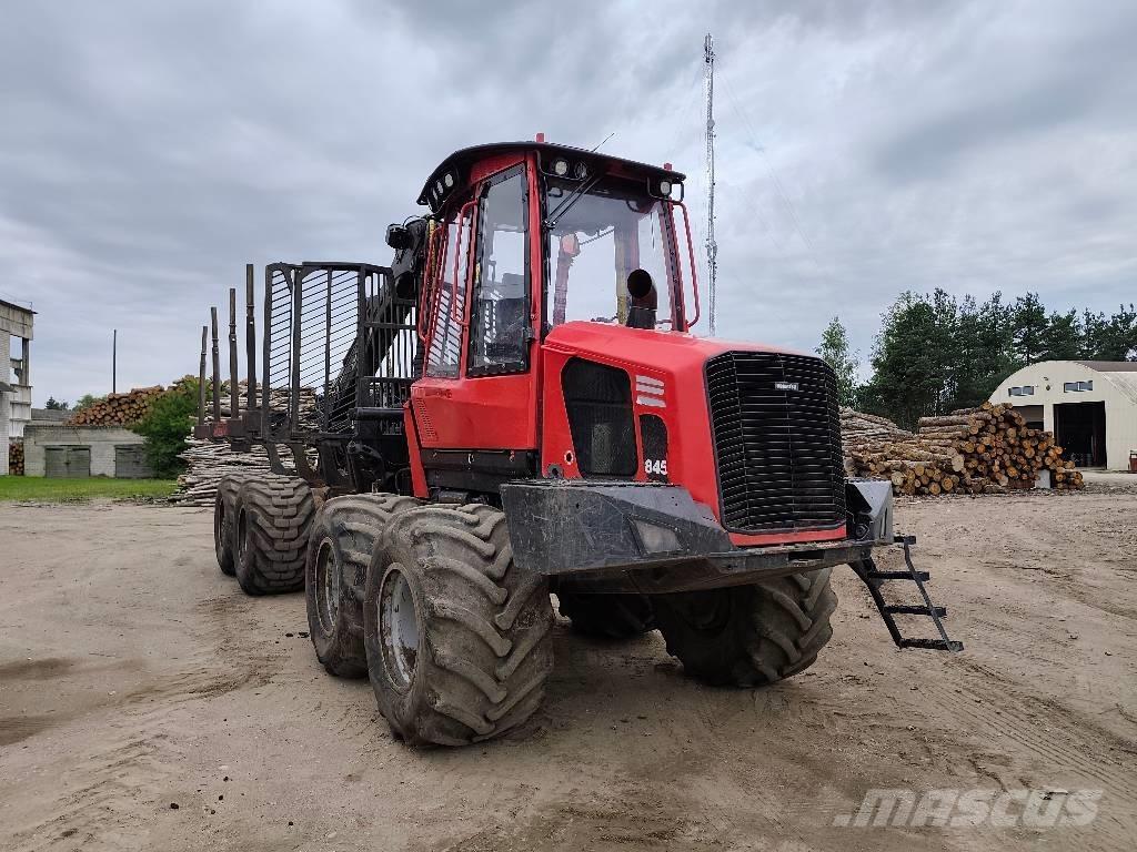 Komatsu 845 TX Forwarder