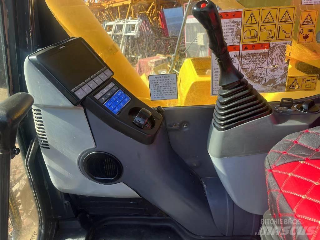 Komatsu PC 450 LC-8 Raupenbagger