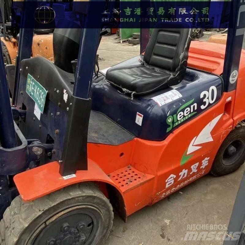 Heli 30 Dieselstapler