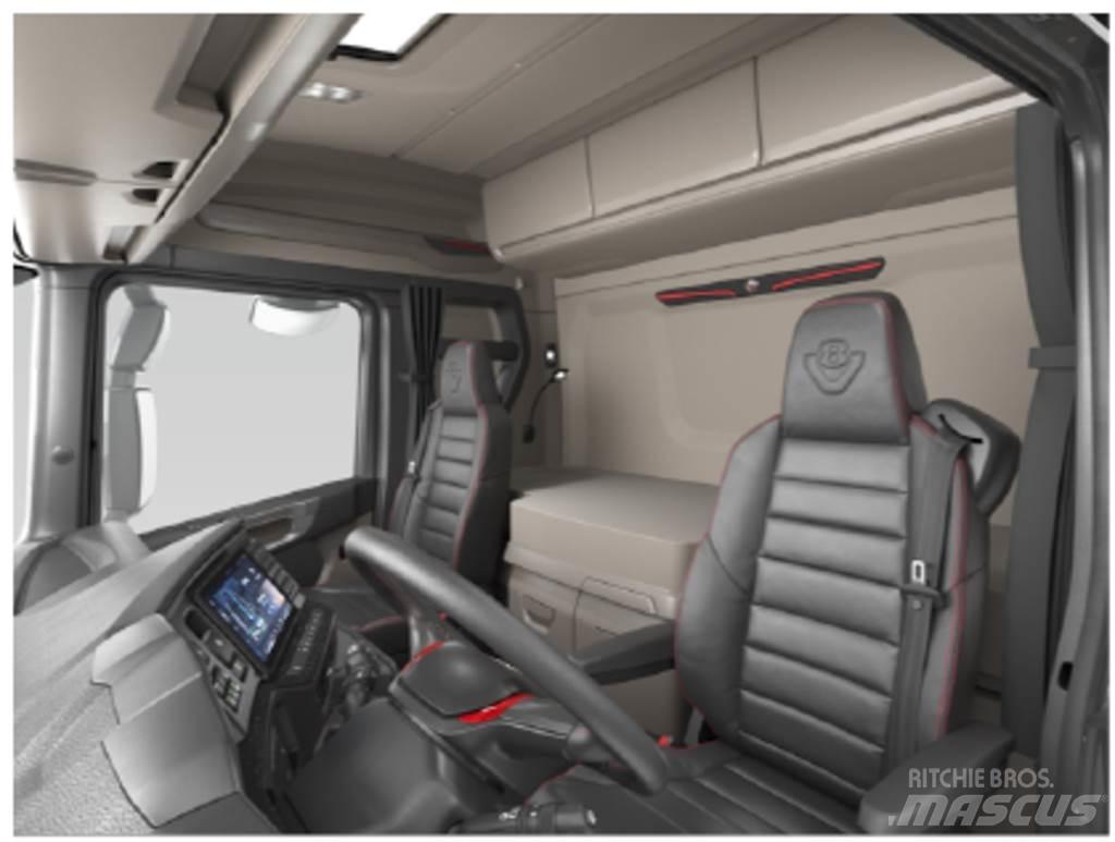 Scania R590 8x4 Abrollkipper