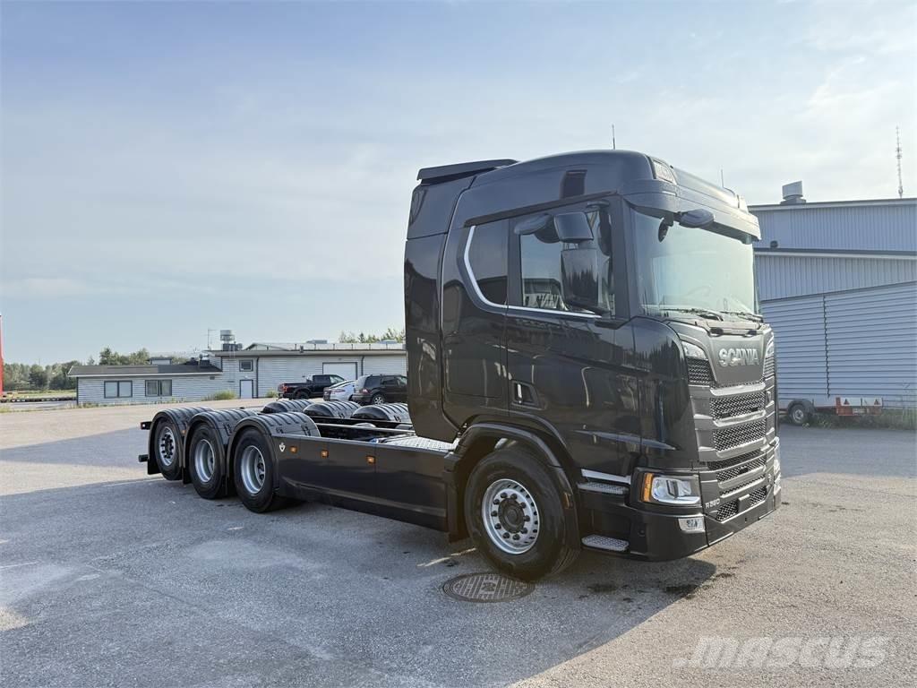 Scania R590 8x4 Abrollkipper