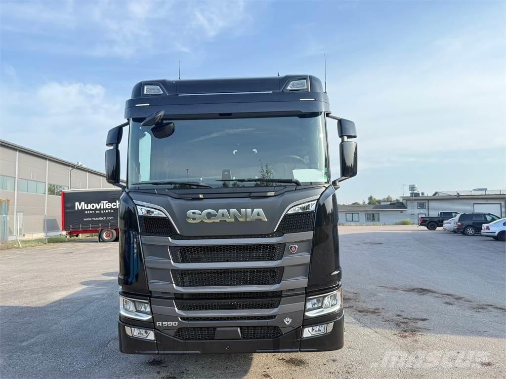 Scania R590 8x4 Abrollkipper