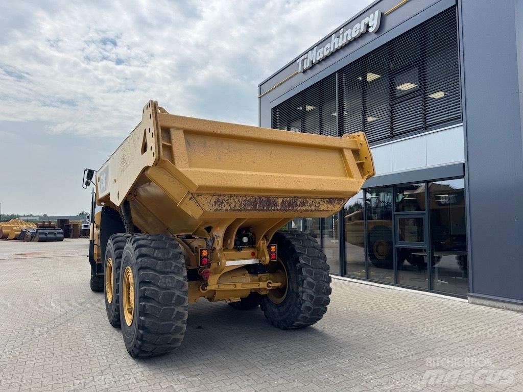 CAT 730 Dumper - Knickgelenk