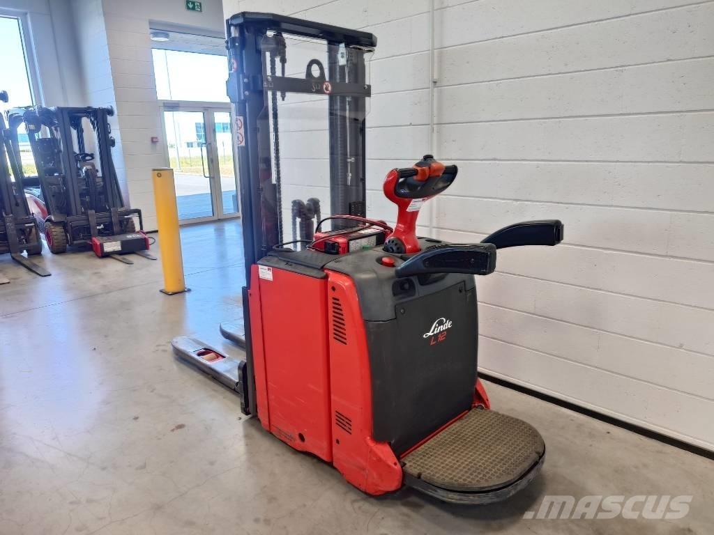 Linde L12AP/133 Selbstfahrstapler