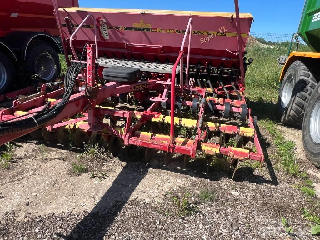 Väderstad Rapid400C Drillmaschinenkombination