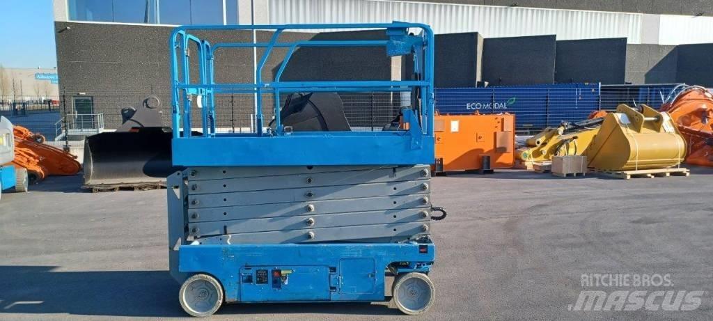 GENIE GS4047 Scheren-Arbeitsbühnen