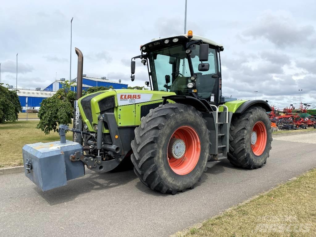 CLAAS Xerion 3800 Traktoren