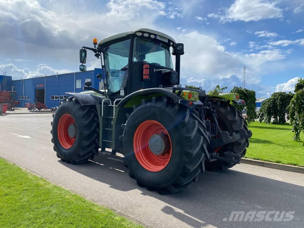 CLAAS Xerion 3800 Traktoren