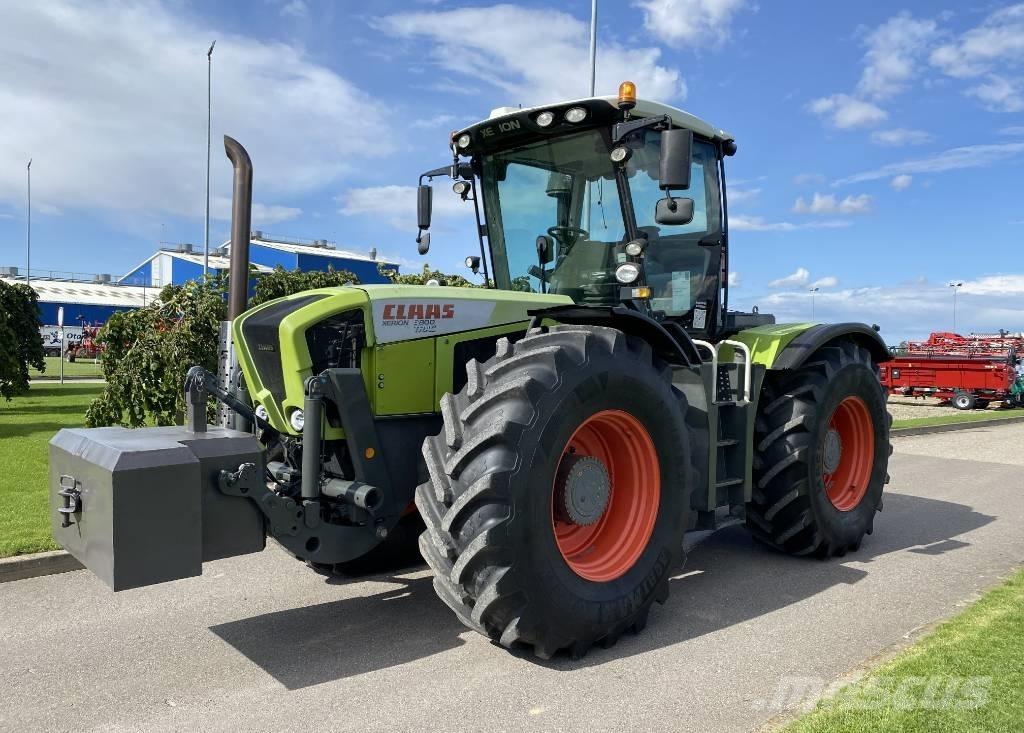 CLAAS Xerion 3800 Traktoren