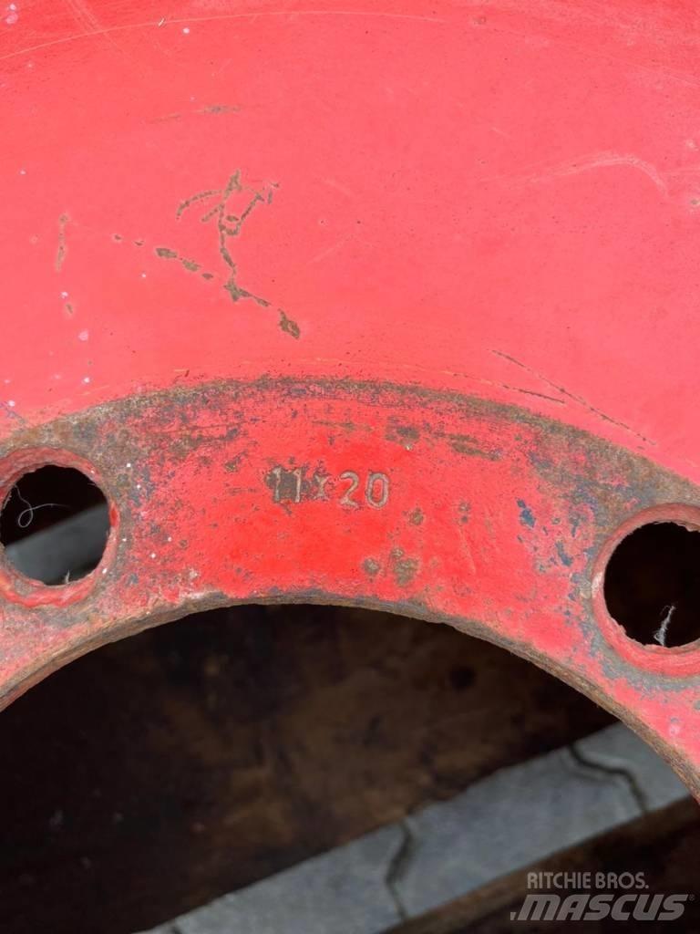 Fendt RIMS 11X20 Reifen