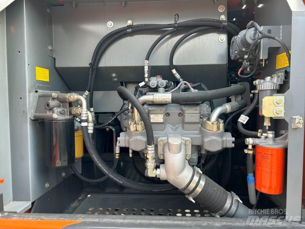 Hitachi ZX 220 LC Raupenbagger