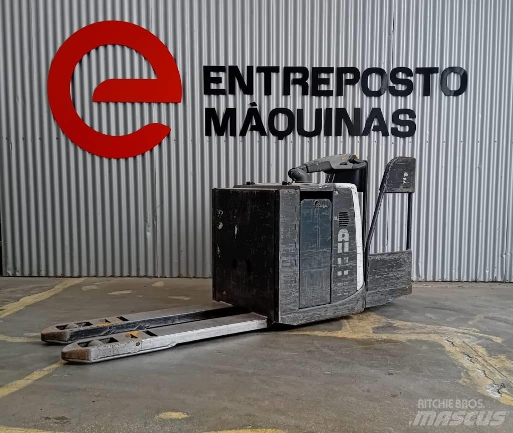 UniCarriers PMR 200F Gabelstapler mit Fahrerstand