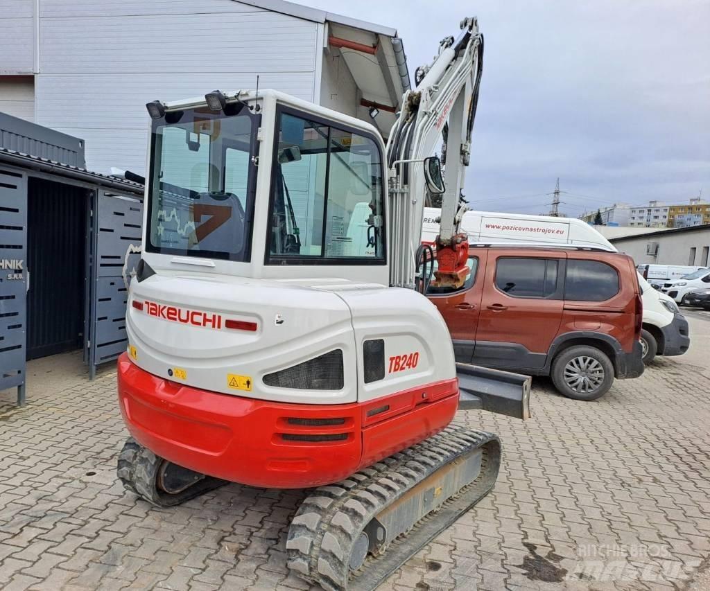 Takeuchi TB 240 Minibagger < 7t