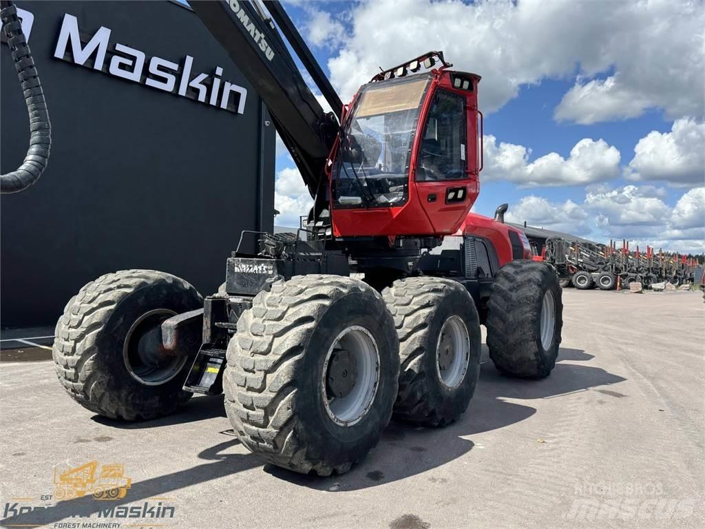Komatsu 951 Harvester
