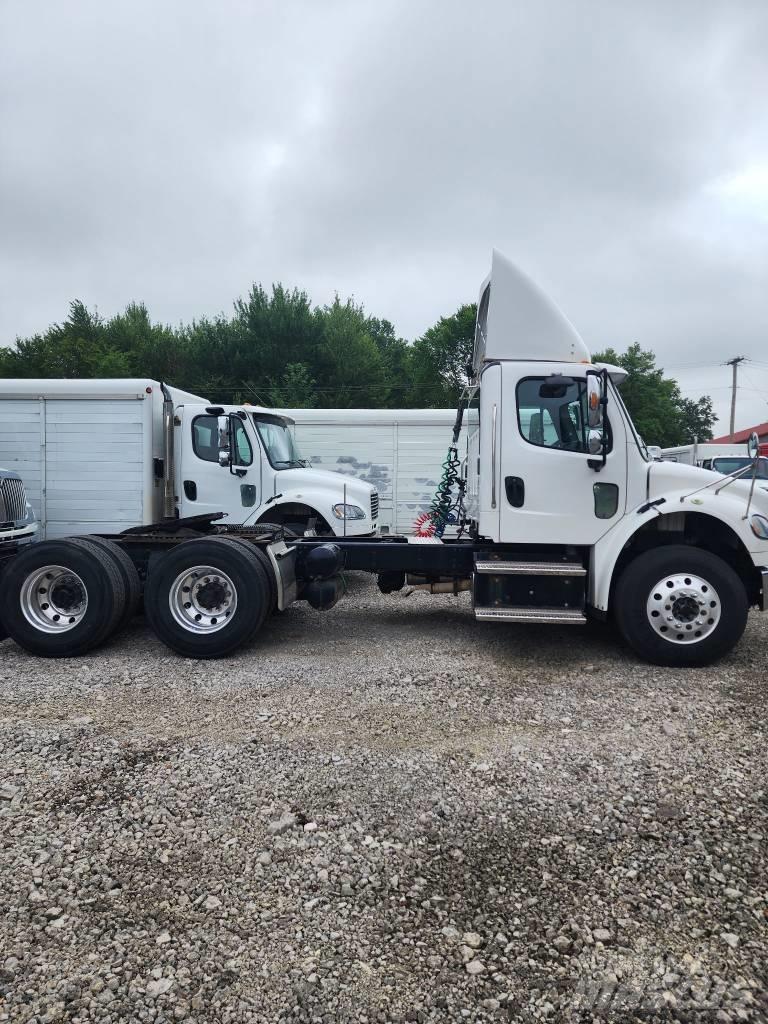 Freightliner M2 Sattelzugmaschinen