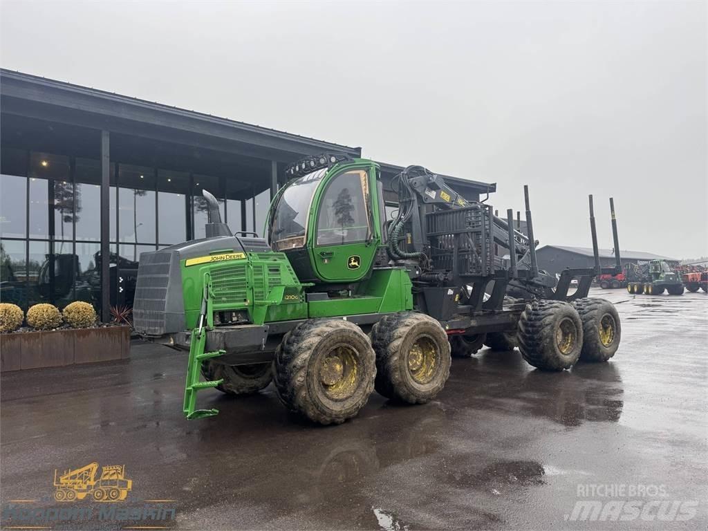 John Deere 1210G Forwarder