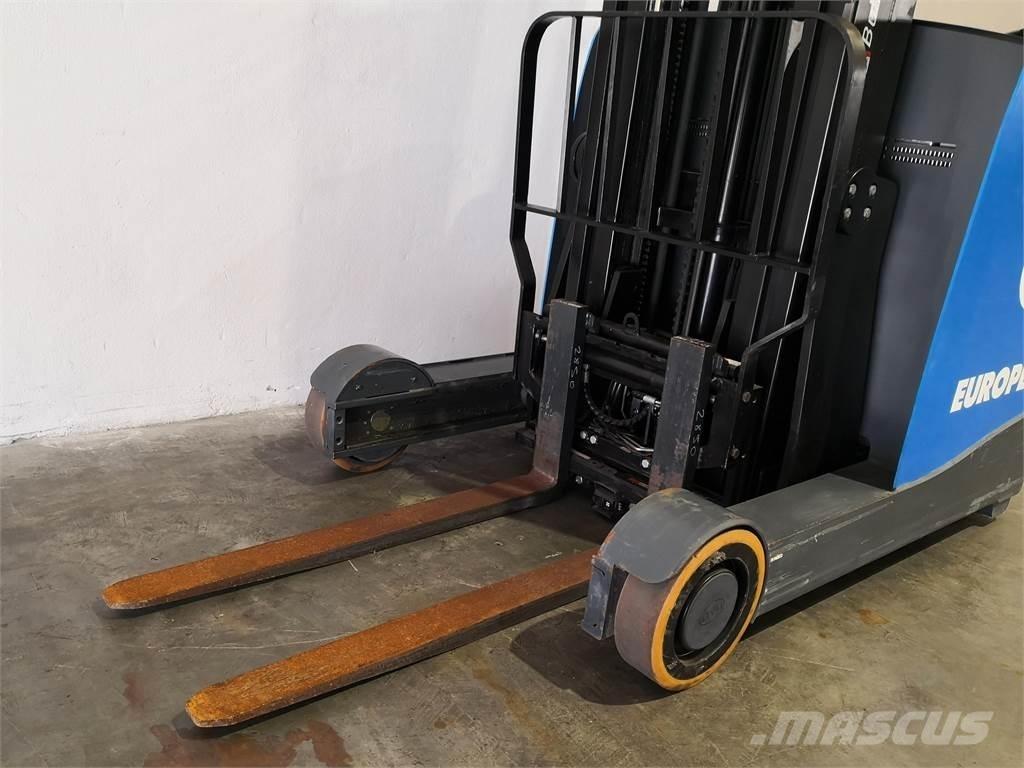 BYD RTR16 Schubmaststapler