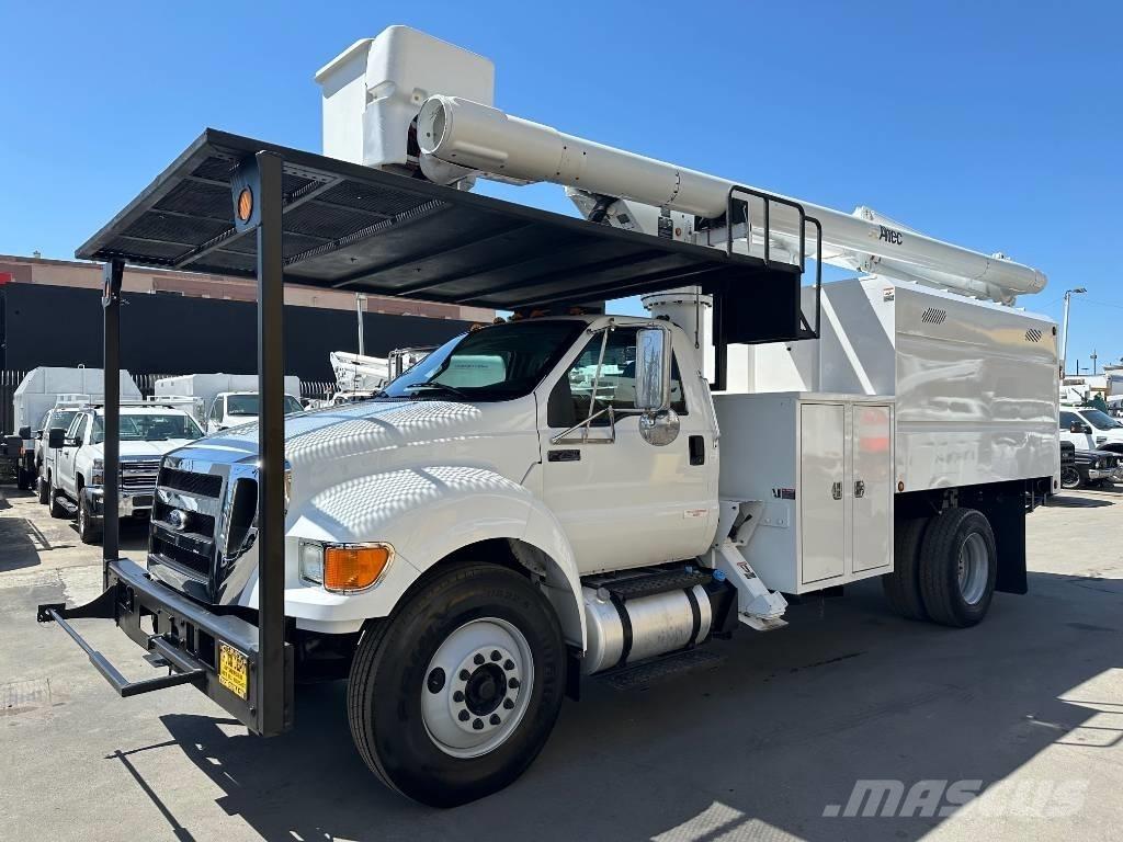 Ford F 750 SD Sonstige Landmaschinen