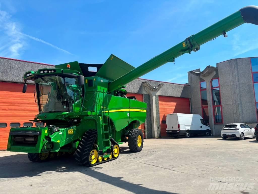 John Deere S 690 i Mähdrescher