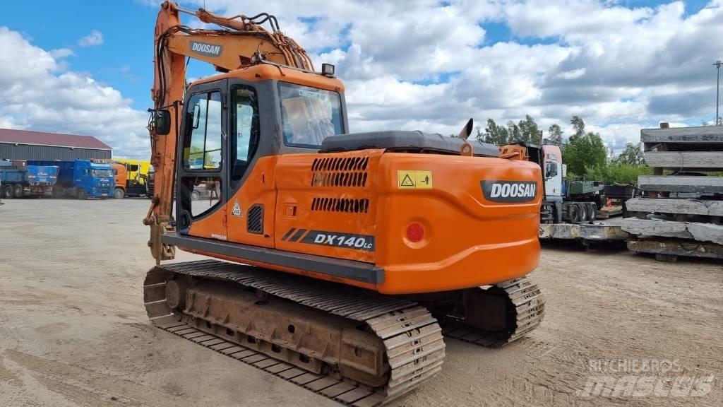 Doosan DX 140 LC-3 Raupenbagger