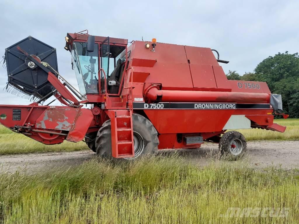 Dronningborg D 7500 Mähdrescher