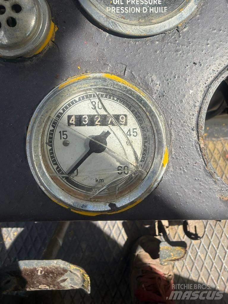 O&K F 105 Grader