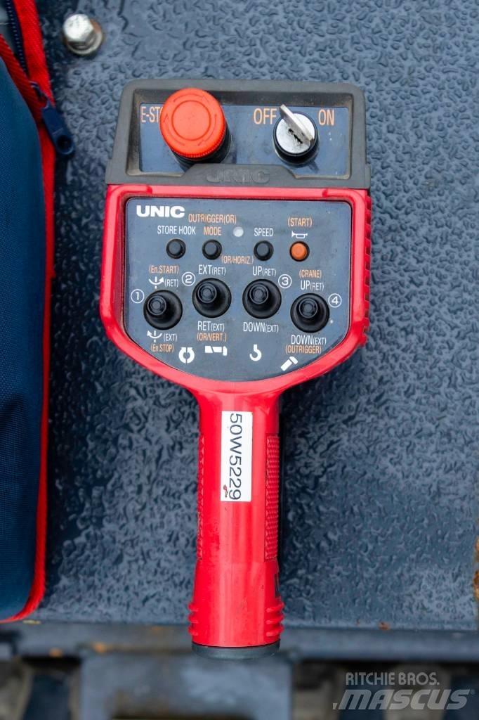 Unic URW-547 CDER Minikrane