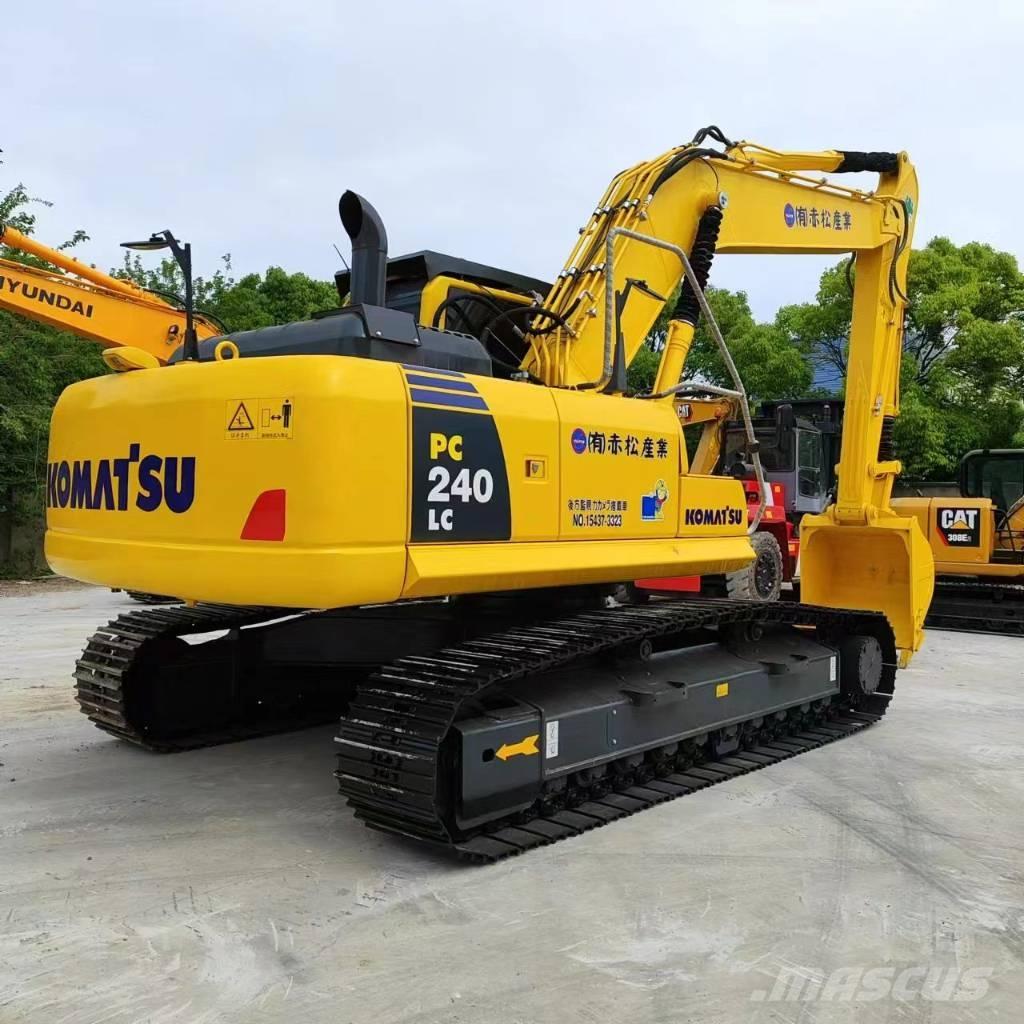 Komatsu PC 240 LC-8 Raupenbagger