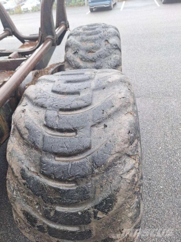 Timberjack 1010B Forwarder