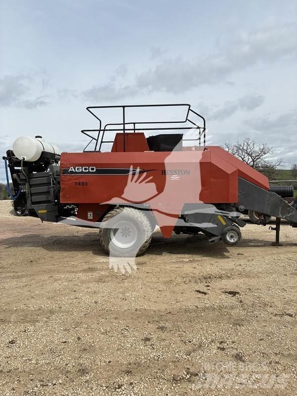 Agco 7430 Quaderpressen