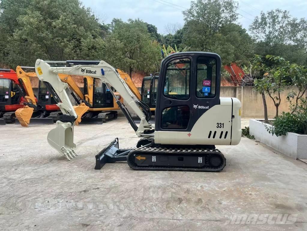 Bobcat 331 Minibagger < 7t