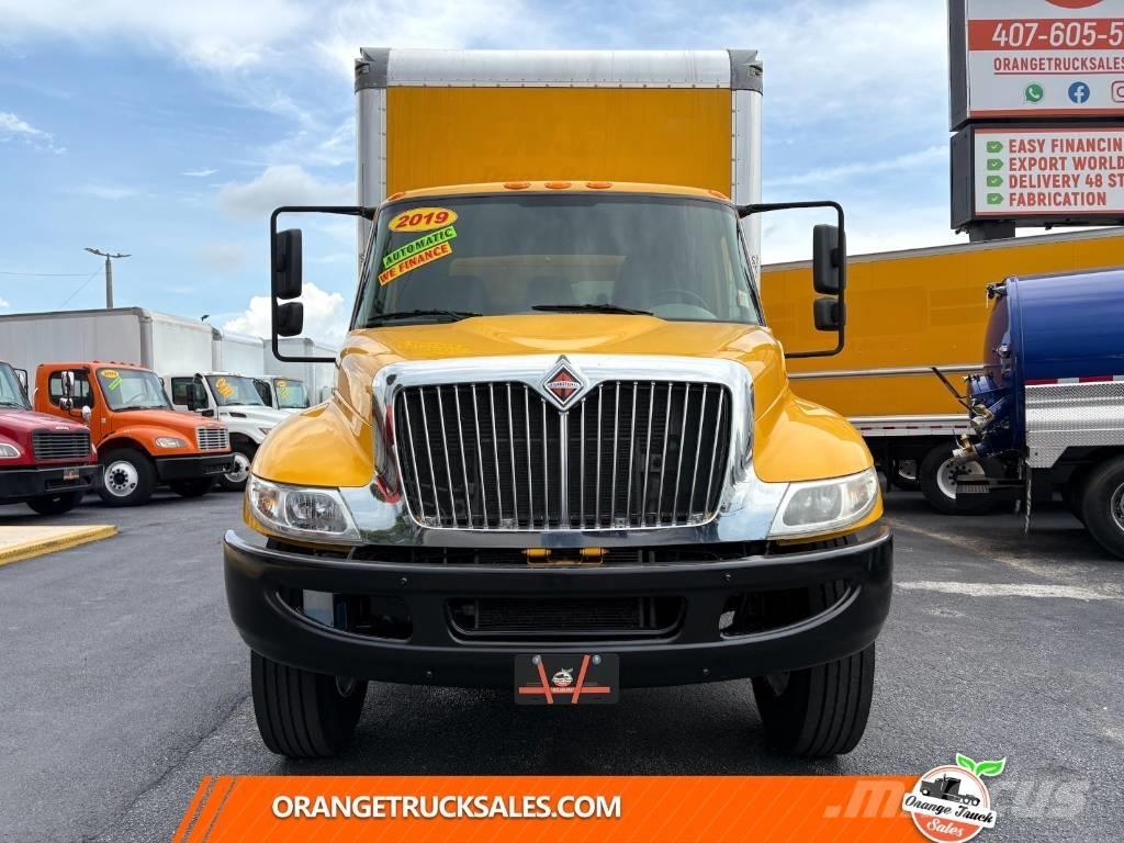 International 4300 Kofferaufbau