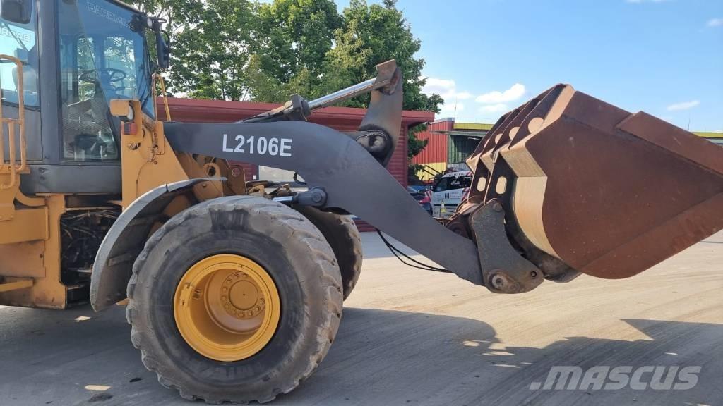 Bell L 2106 E Radlader