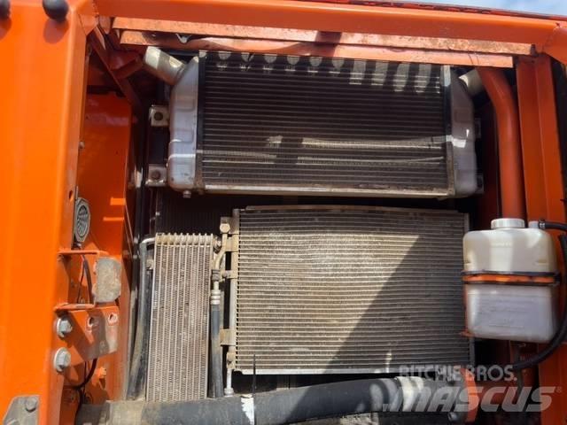 Doosan DX 225 LC Raupenbagger