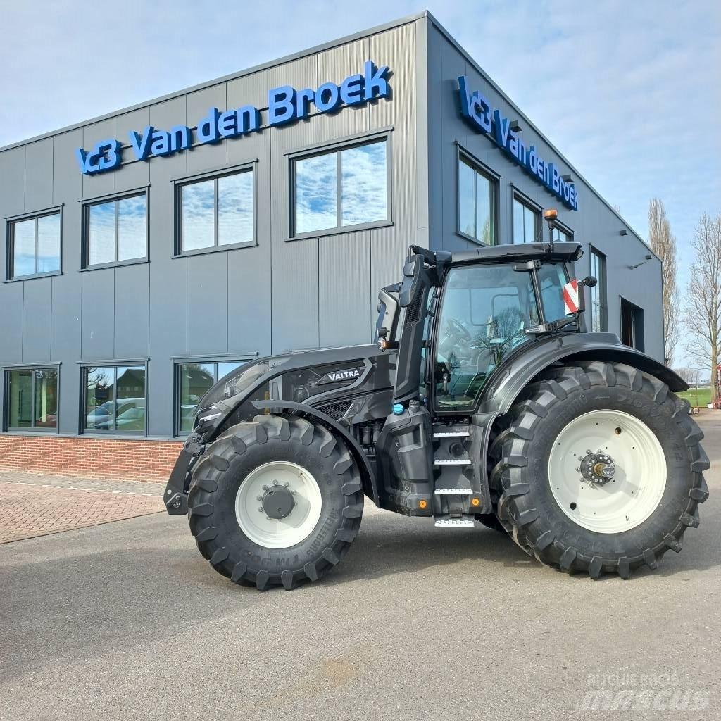 Valtra Q 305 DEMO Traktoren