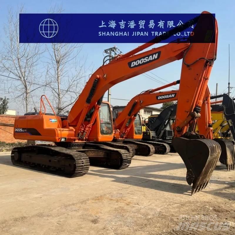 Doosan DH 225 LC-7 Raupenbagger