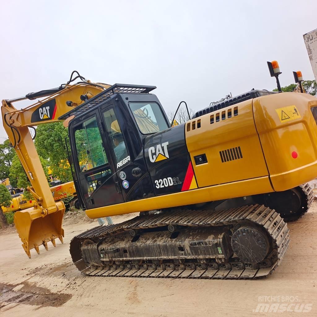 CAT 320 D2L Raupenbagger