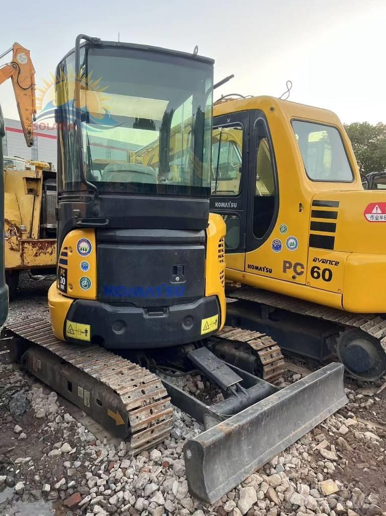 Komatsu PC 30 MR Minibagger < 7t