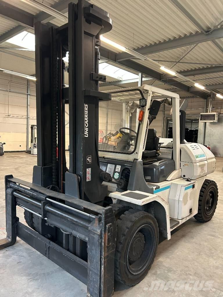 UniCarriers FD100-3 Dieselstapler