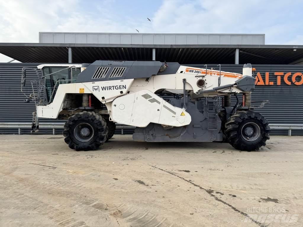 Wirtgen WR 240I Asphalt-Recycler