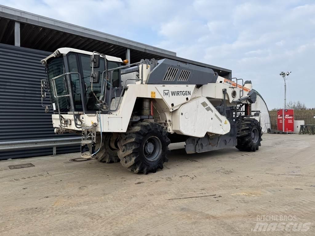 Wirtgen WR 240I Asphalt-Recycler