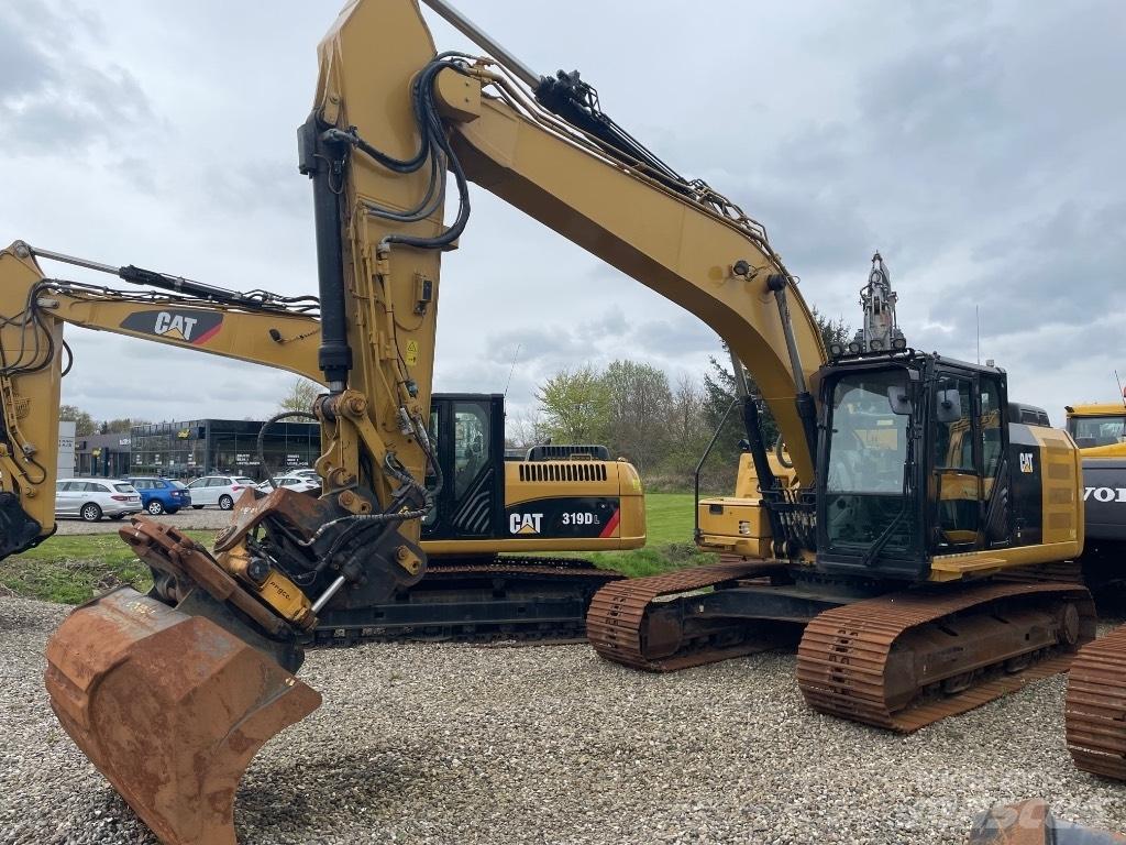 CAT 323FL Raupenbagger