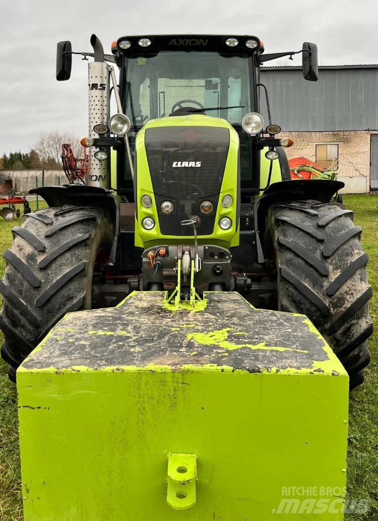 CLAAS Axion 850 Traktoren