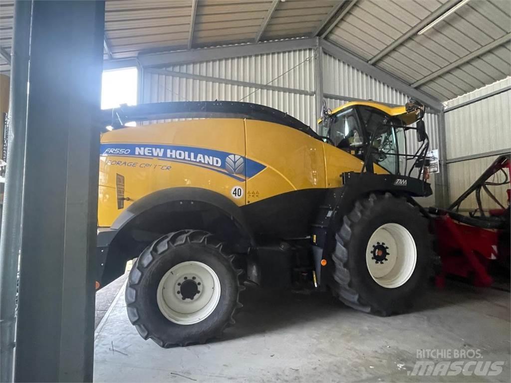 New Holland FR550 Selbstfahrende Häcksler
