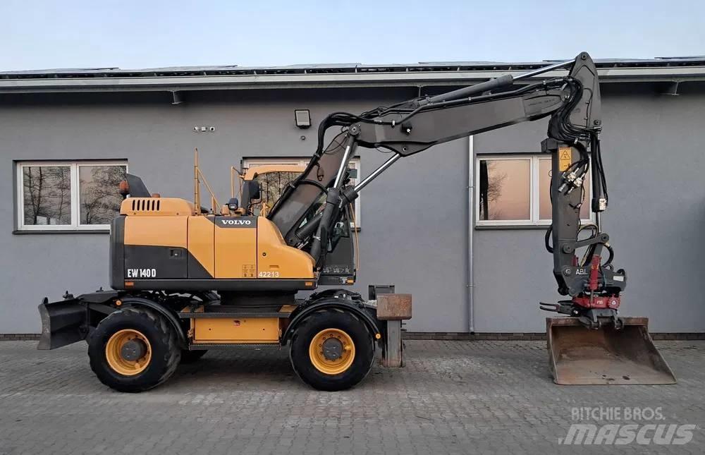 Volvo EW 140 D Mobilbagger