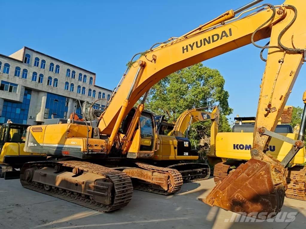 Hyundai R300LC-9S Raupenbagger