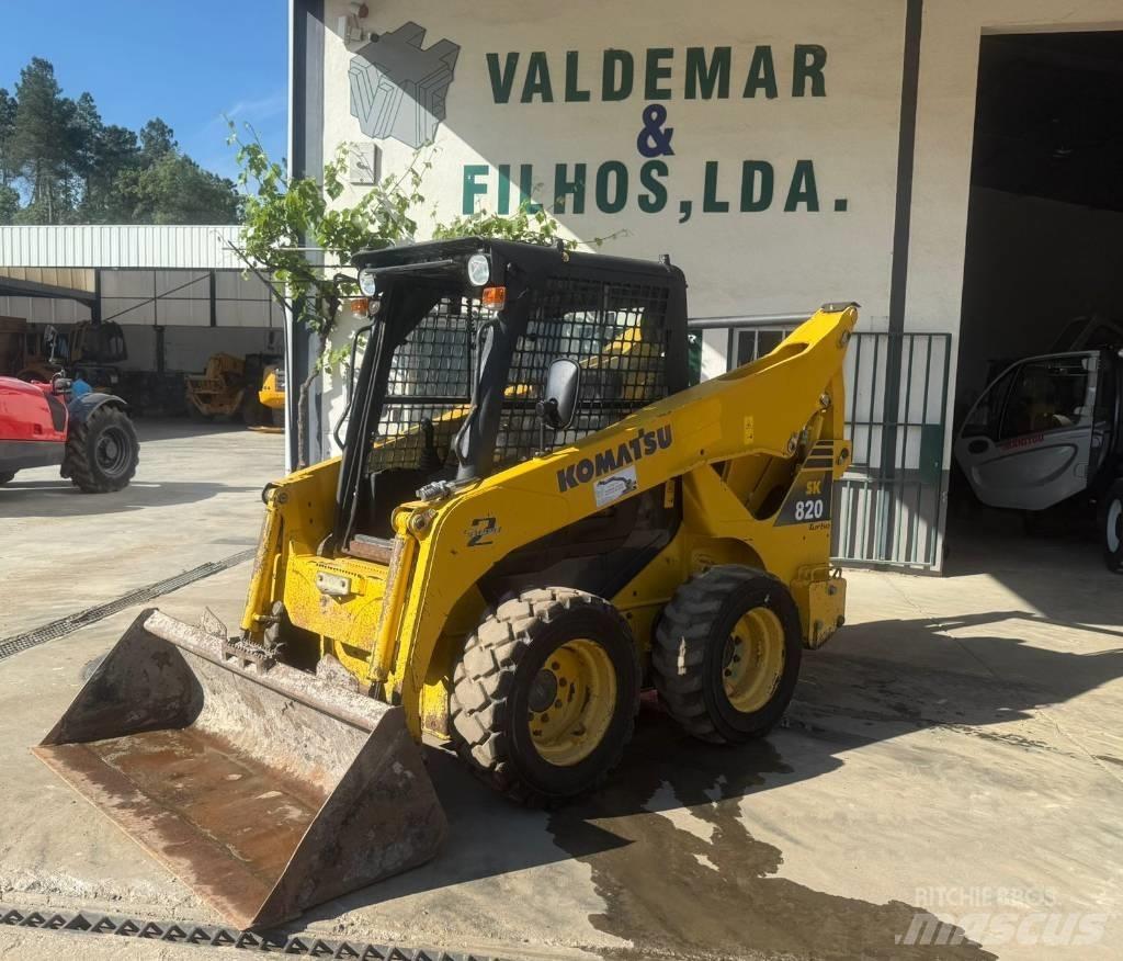 Komatsu SK 820-5 Kompaktlader